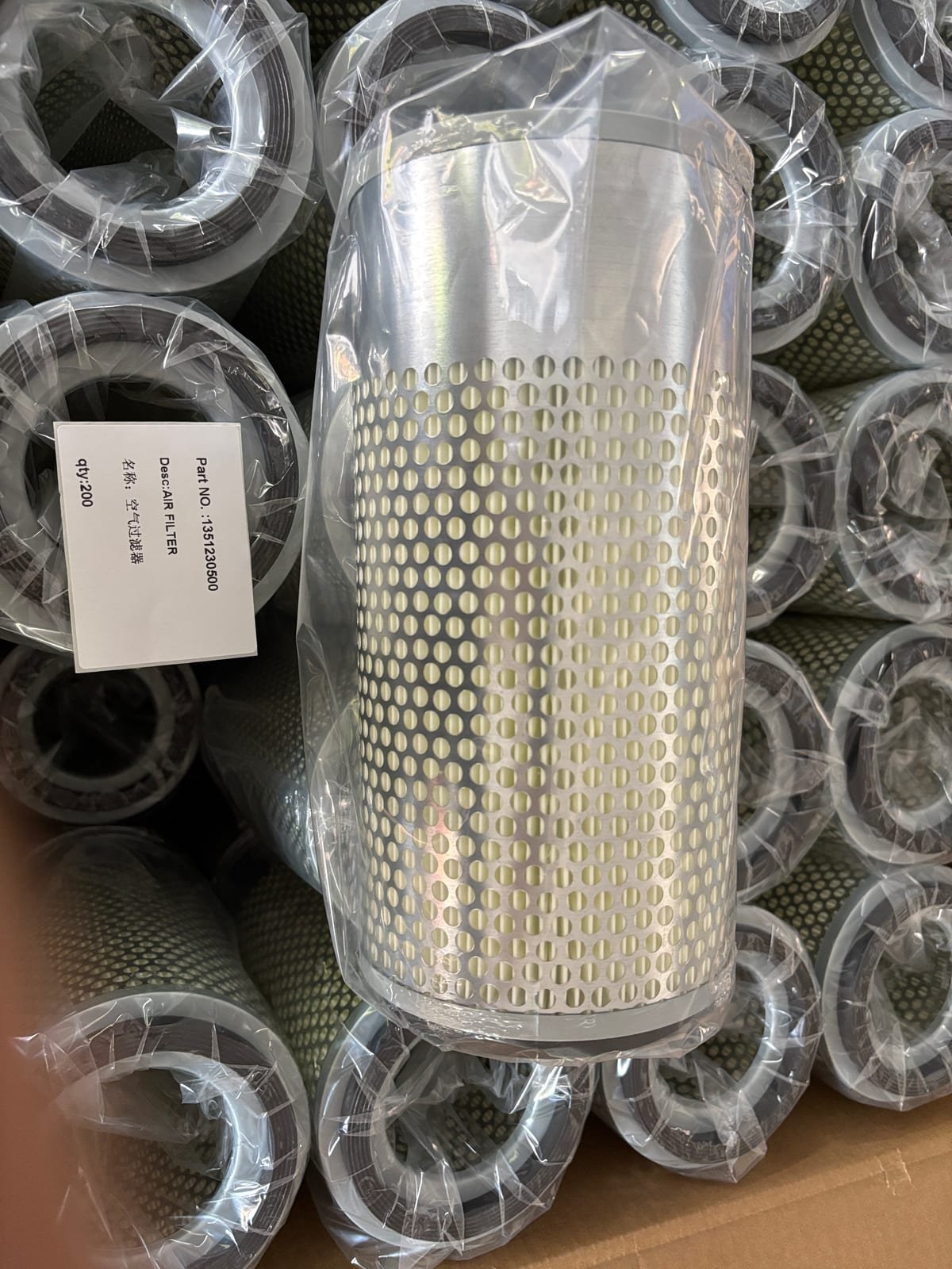 Forklift application 1351230500 real forklift part photo