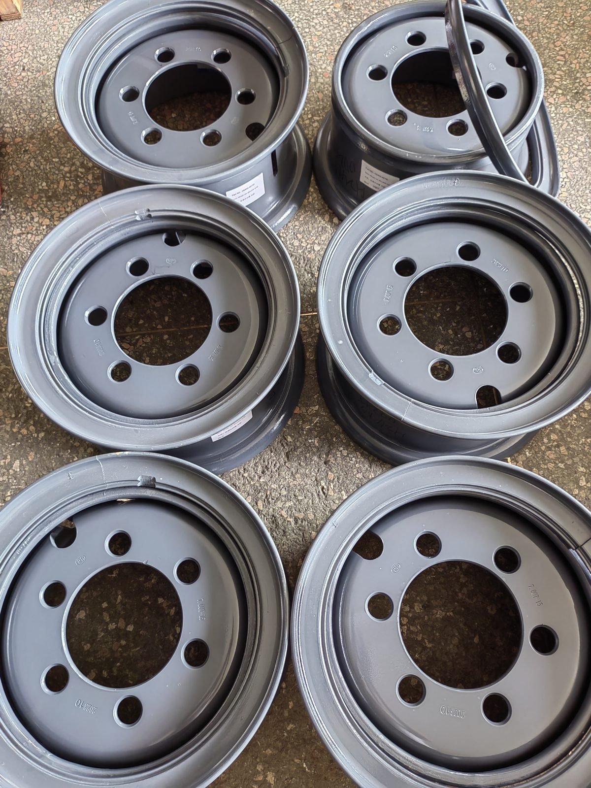 H24N3-02151 Forklift Dual-Tire Wheel Rim